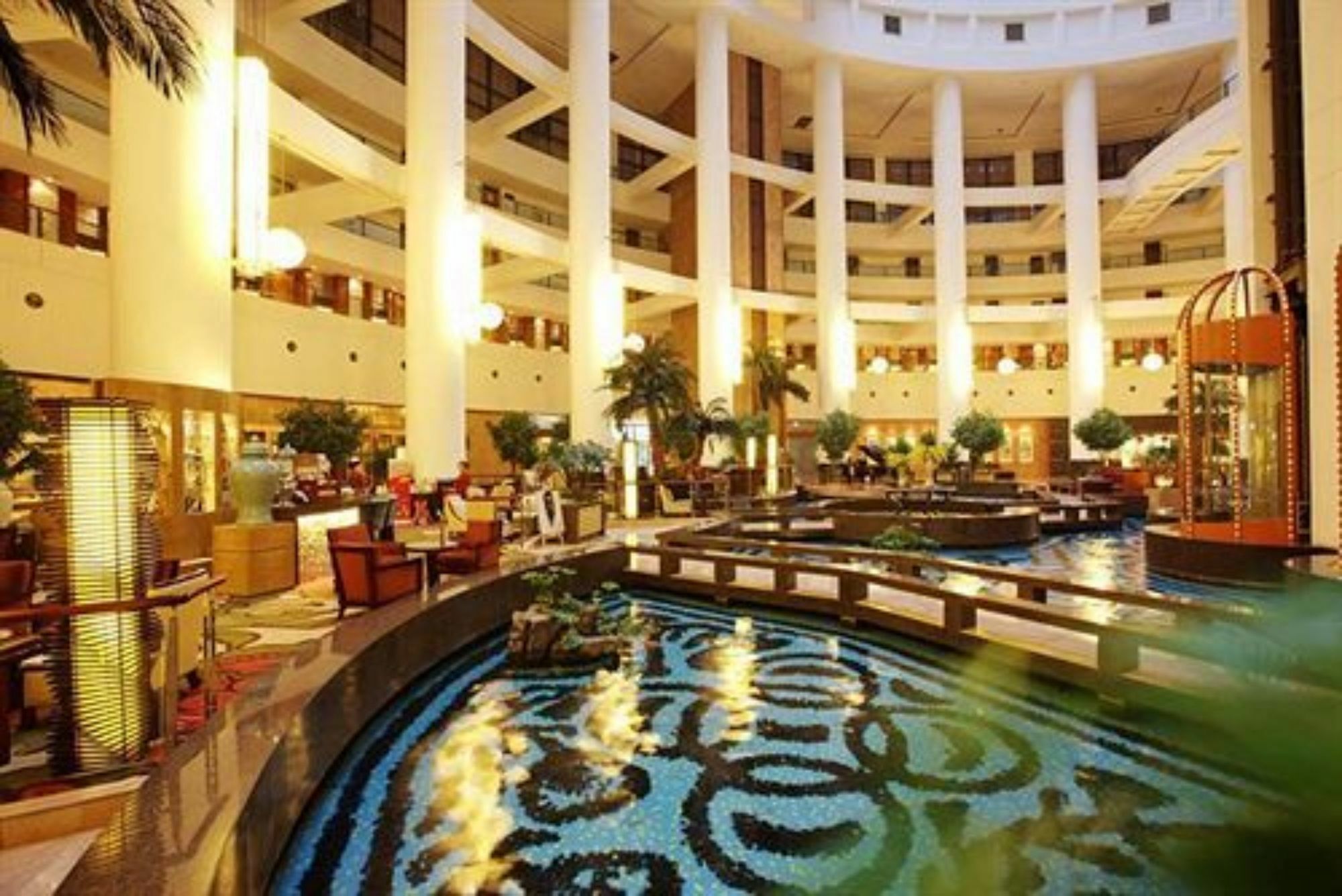 Shan Dong Hotel Jinan Exterior photo